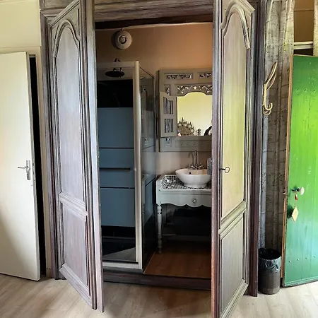 بيت للعطل Artist Ernest Renoux's Atelier, Romantic Retreat Romeny-sur-Marne