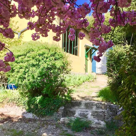 Artist Ernest Renoux's Atelier, Romantic Retreat Romeny-sur-Marne